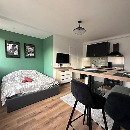 Appartement Proche Paris Et Metro - Parking Prive Maisons-Alfort Kültér fotó