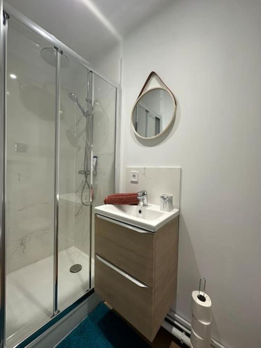 Appartement Proche Paris Et Metro - Parking Prive Maisons-Alfort Kültér fotó