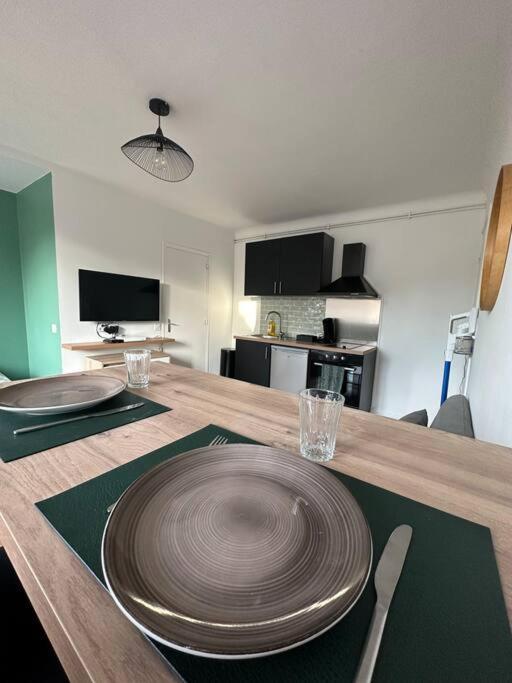 Appartement Proche Paris Et Metro - Parking Prive Maisons-Alfort Kültér fotó